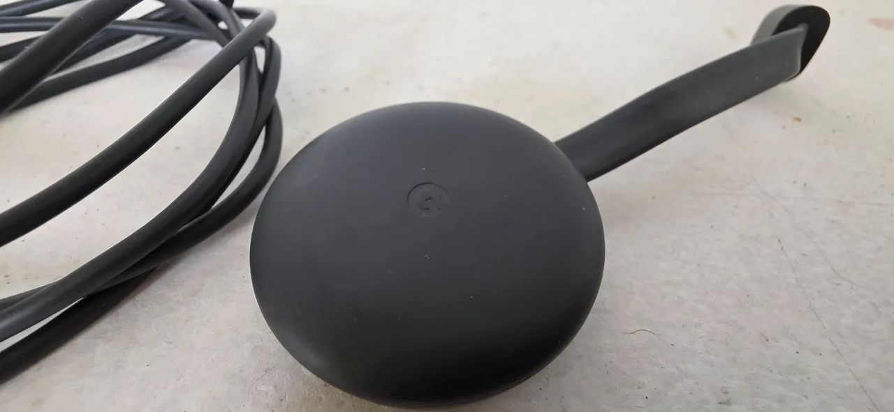 Google Chromecast 3ª Geração - Full HD (Transmita do Celular para a TV)