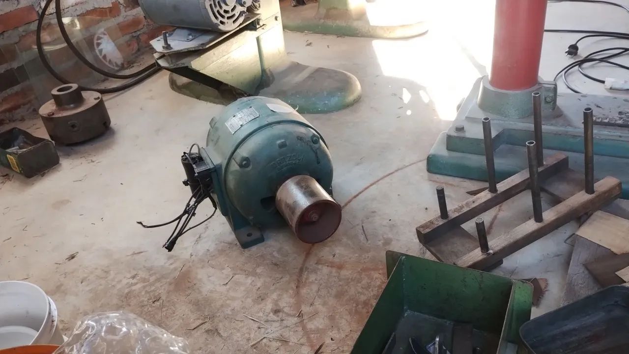 Torno antigo para Madeira? - Foto 4