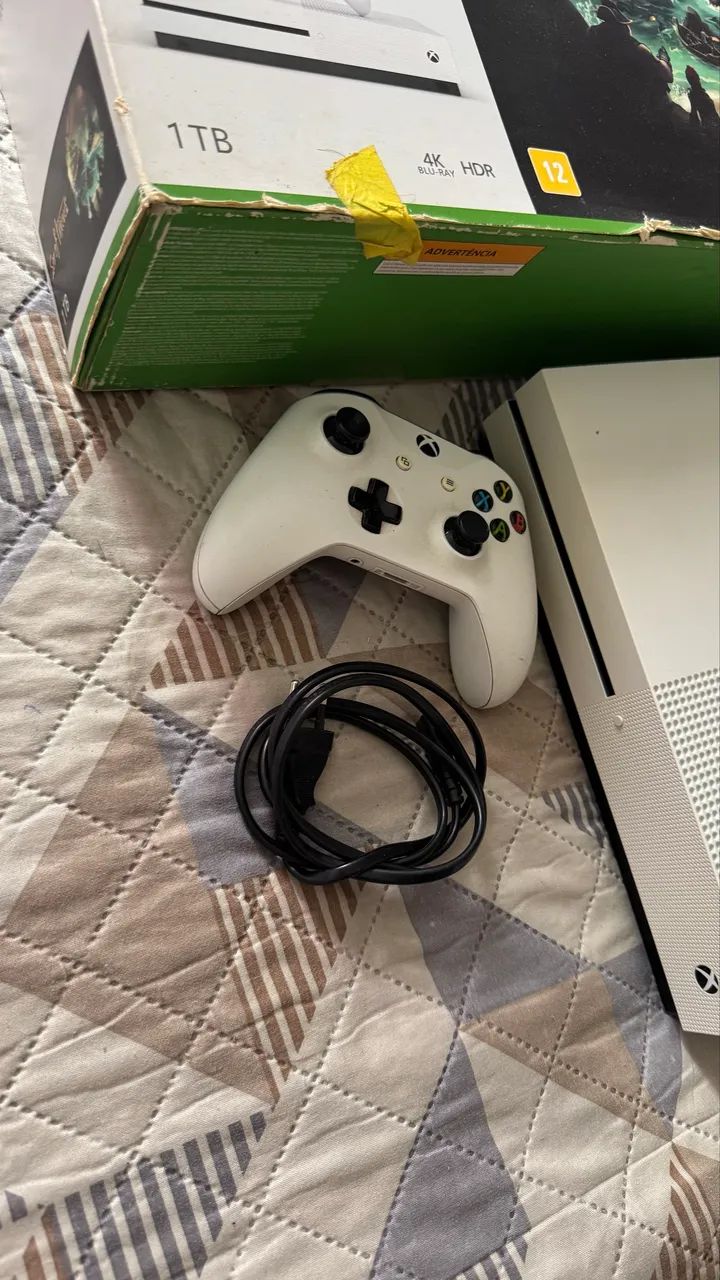 Xbox One S 1TB + Controle Original + Caixa - Foto 3