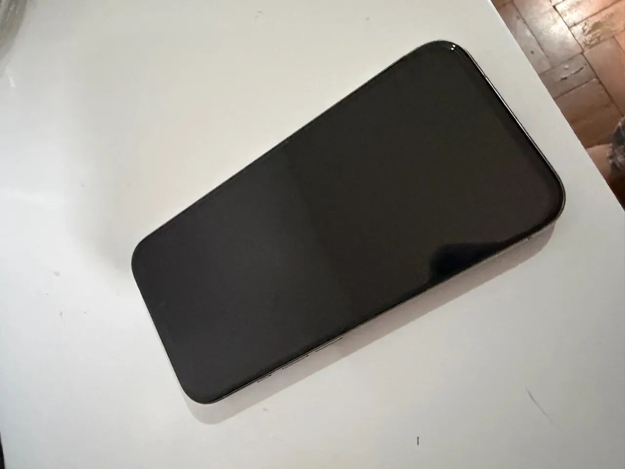 iPhone 15 Pro - Foto 2