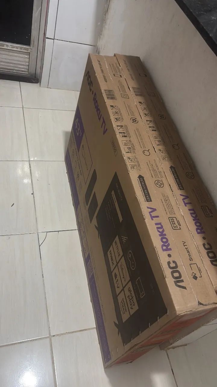 Tv 43 polegadas, 1200 reais 