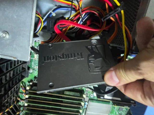 Computador DELL Precision T3500 - Foto 4