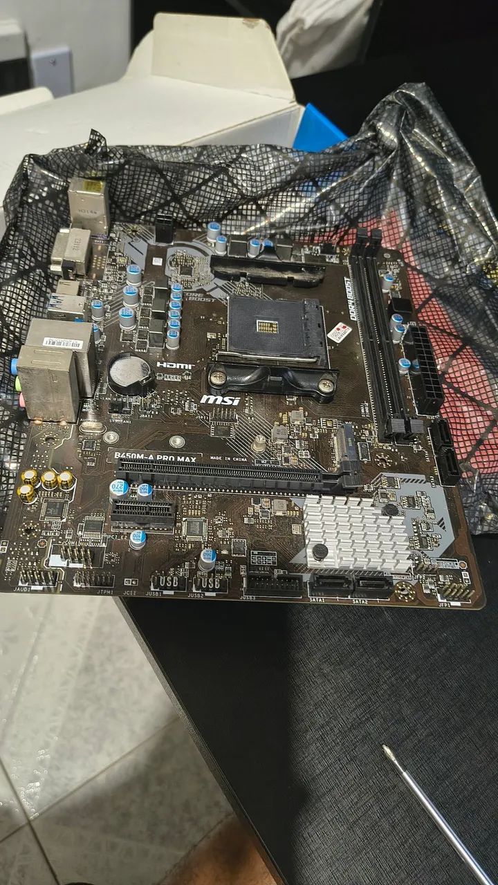 B450m-a pro Max msi am4 + Ryzen 5 1400 - Foto 3