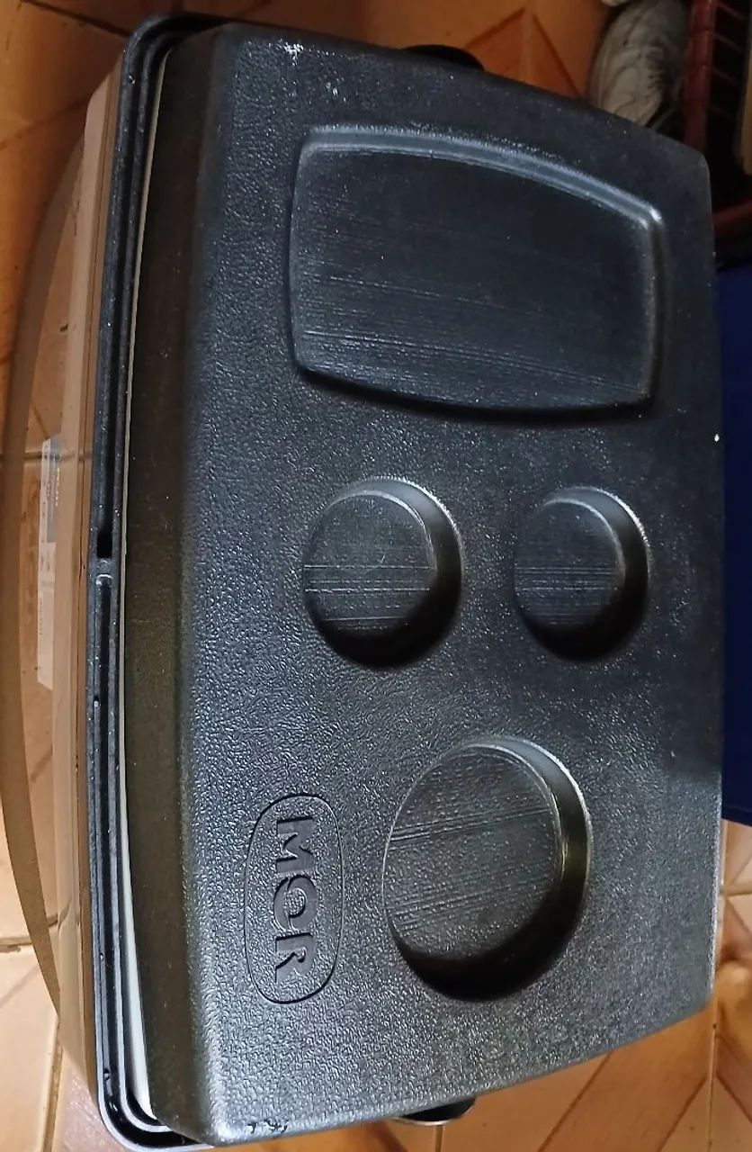 Vende-se caixa térmica