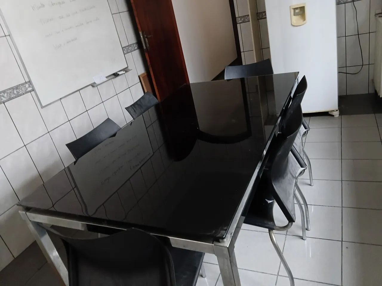 Mesa com 6 cadeiras - Foto 2