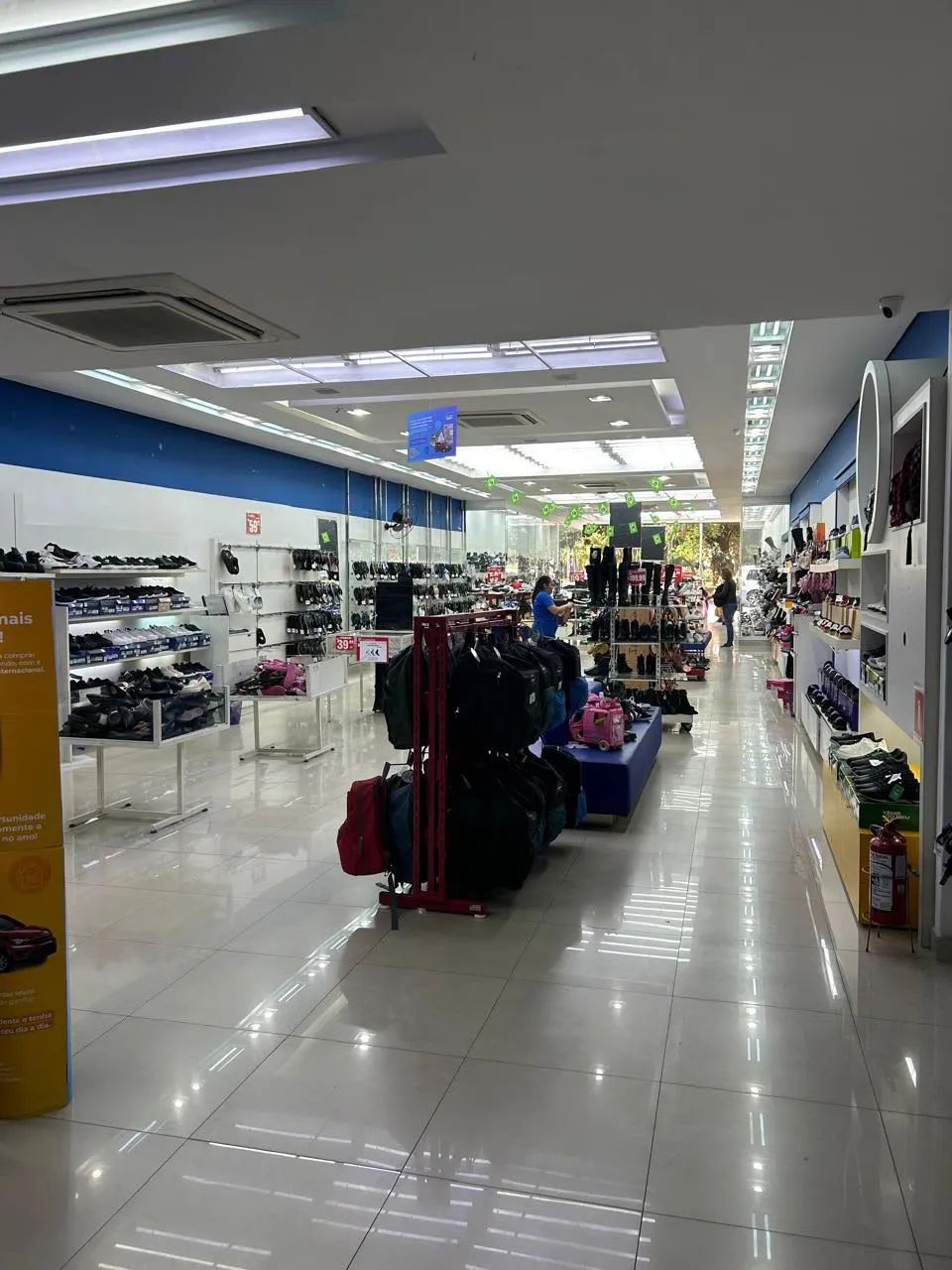 Loja na Rua Vinte e Cinco de Março, 501  545 m² - Foto 4