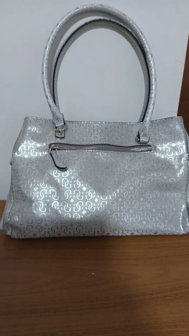 Bolsa Guess original nunca usada  - Foto 2