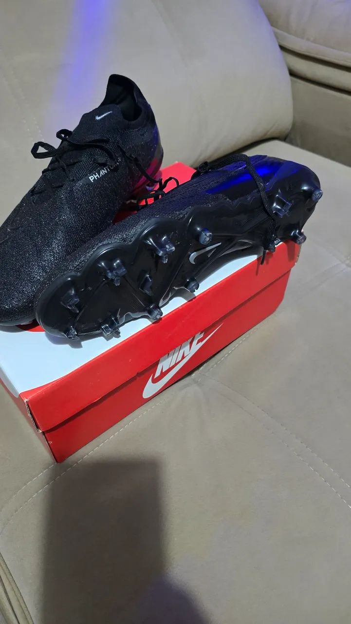 Chuteira nike Phantom - Foto 2