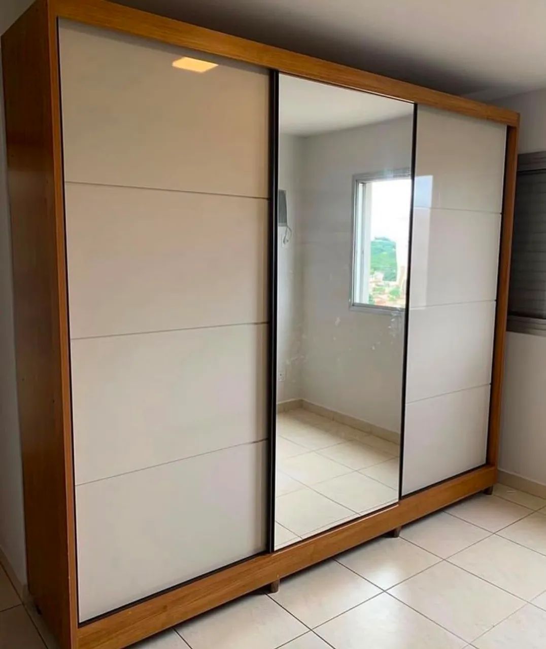 Guarda roupa Bergamo 2.30x2.70m