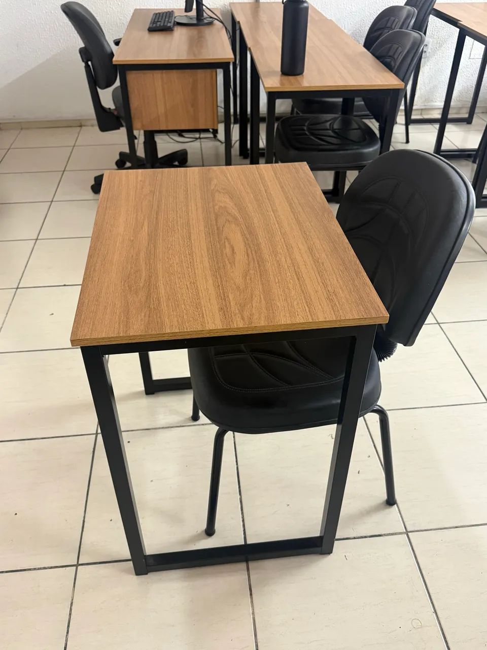 mesa de estudo individual  - Foto 5