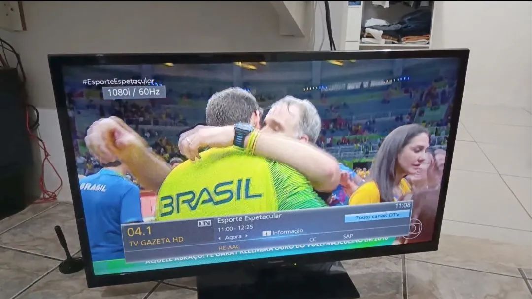 TV Panasonic 42" ? Excelente qualidade | Com defeito na placa.