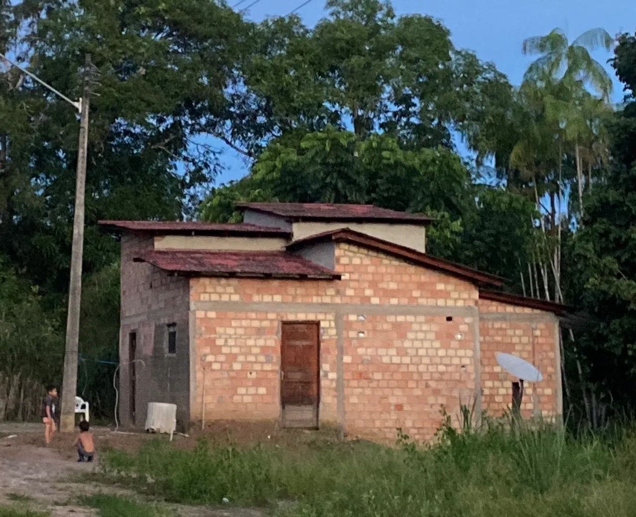 Vende-se casa (Vila Apiaú) - Foto 2
