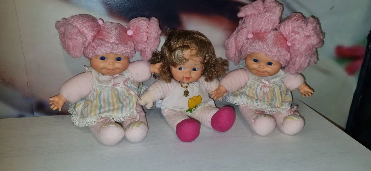 Bonecas antigas.
