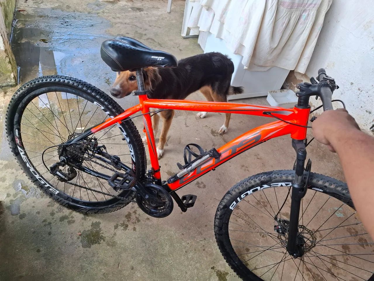 Bike aro 29 semi nova  - Foto 2