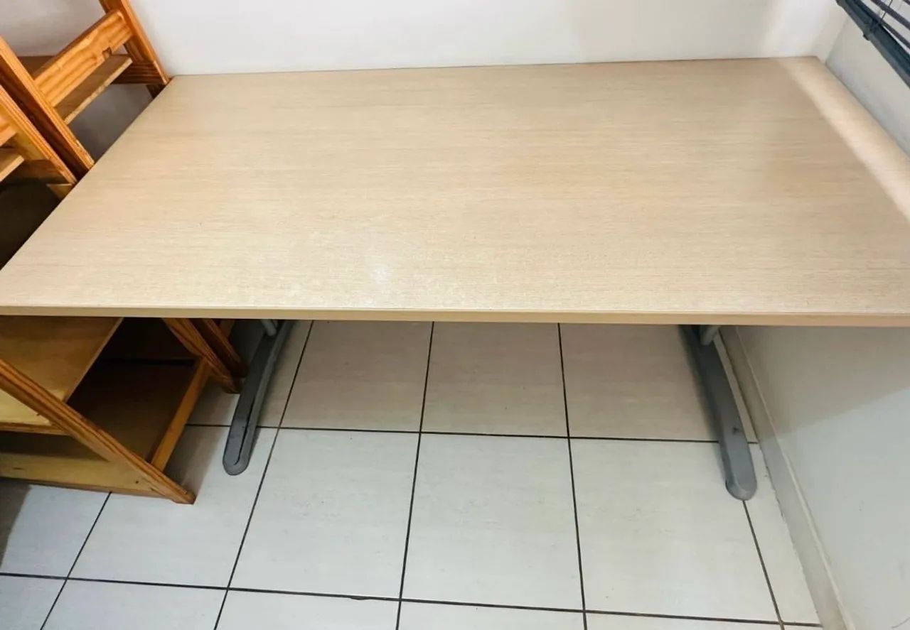 Mesa escritório 