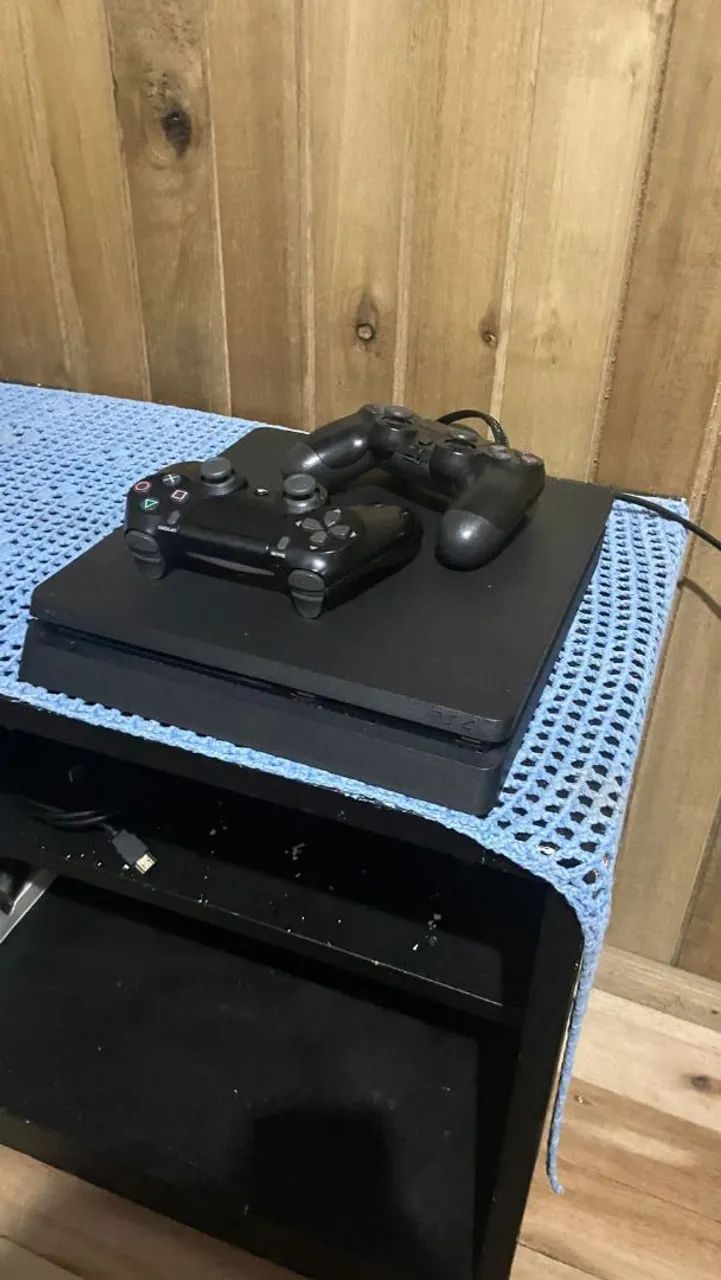 Play4 slim 1tb - Foto 3
