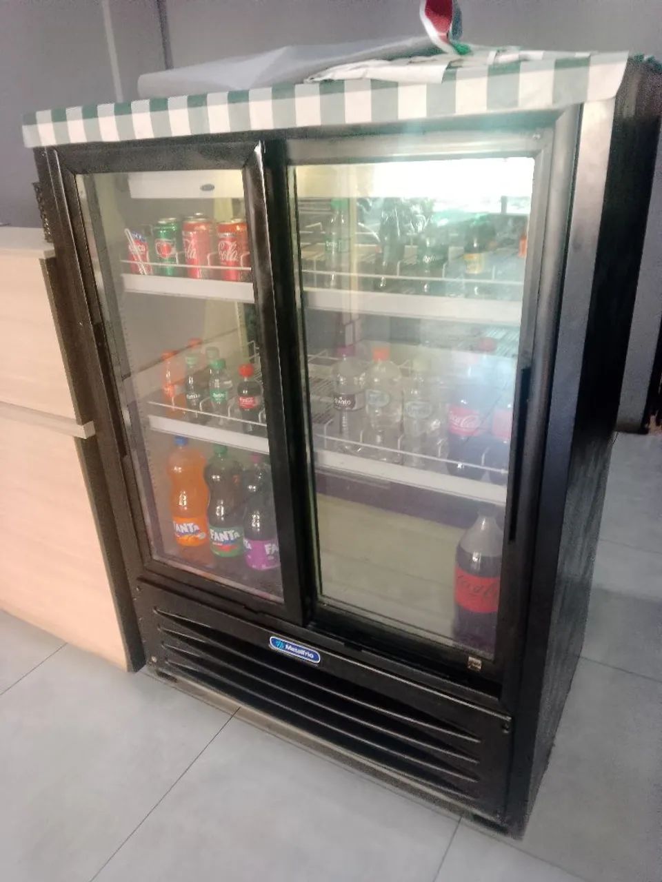 Vendo freezer expositora 410 lts. - Foto 3
