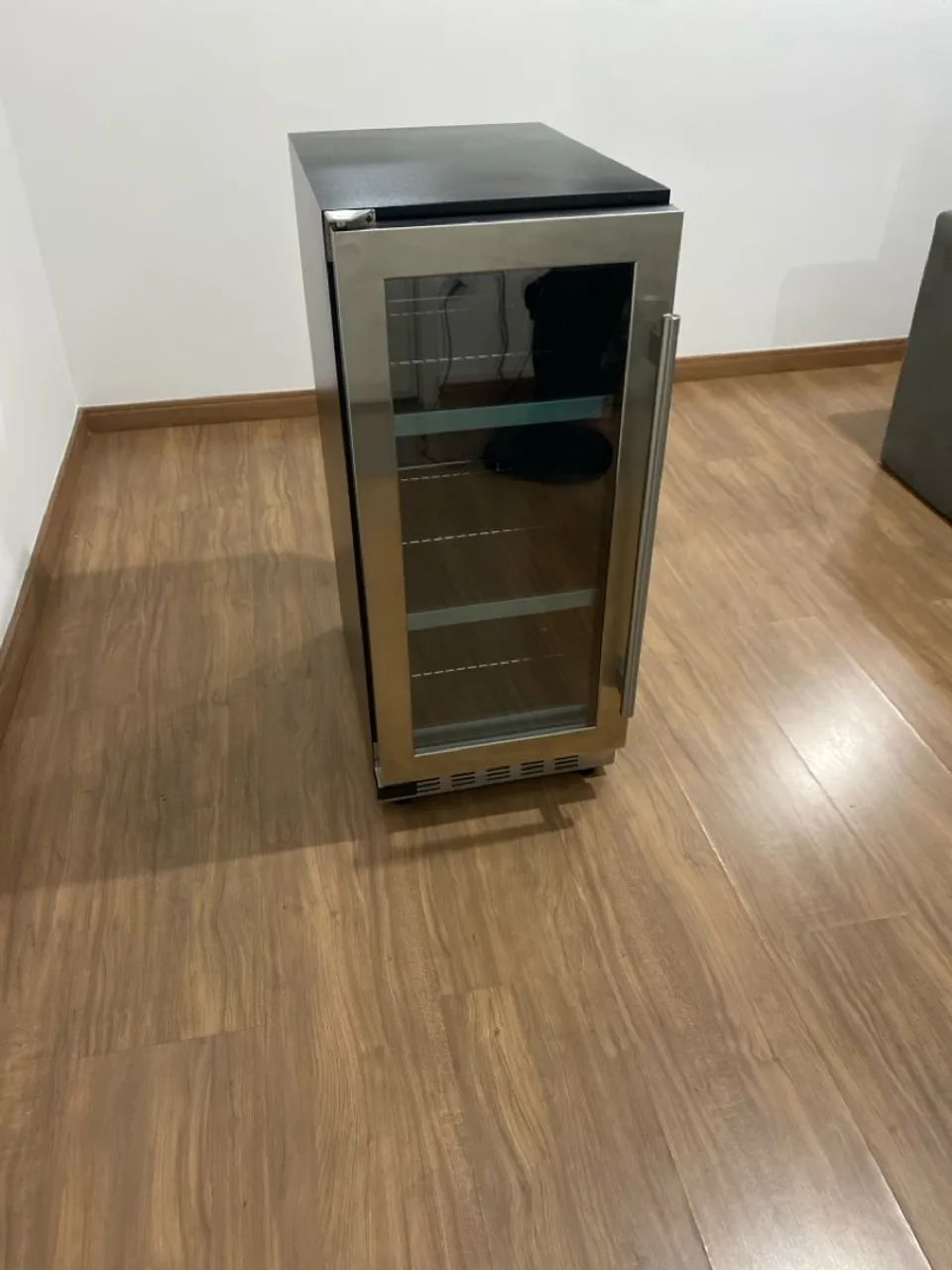 Frigobar Elettromec Connect 86 Litros 220v 