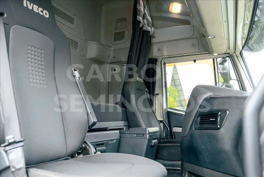 IVECO HI WAY 600S44T 6X2, ANO 2018 - Foto 12