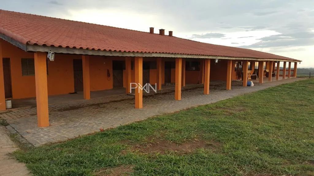 Sítio à venda em Morungaba, rural, com 5 quartos, com 22 alqueires