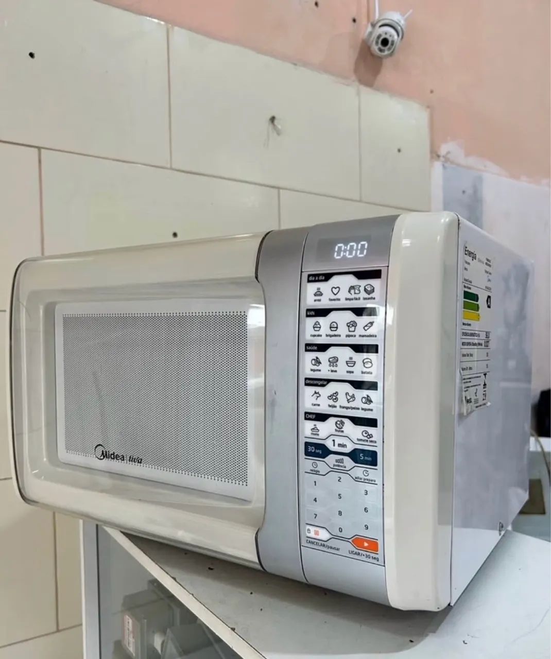 Microondas com grill 
