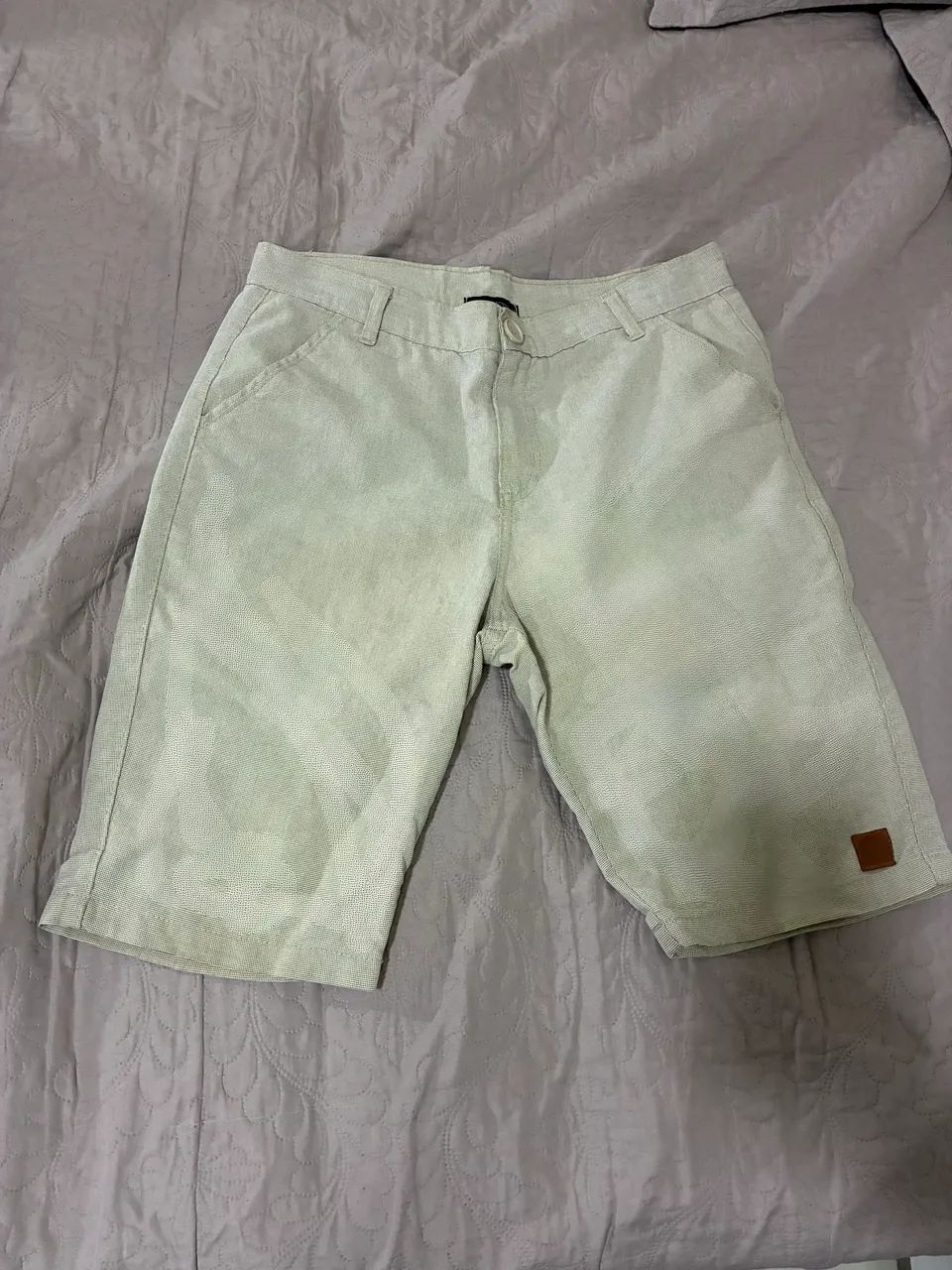Bermuda jeans bege tam. 16