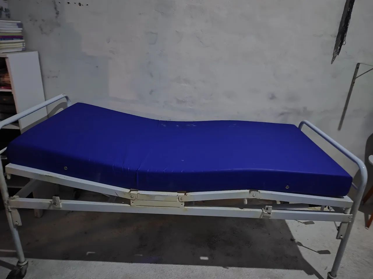 Cama hospitalar com cochão  - Foto 3