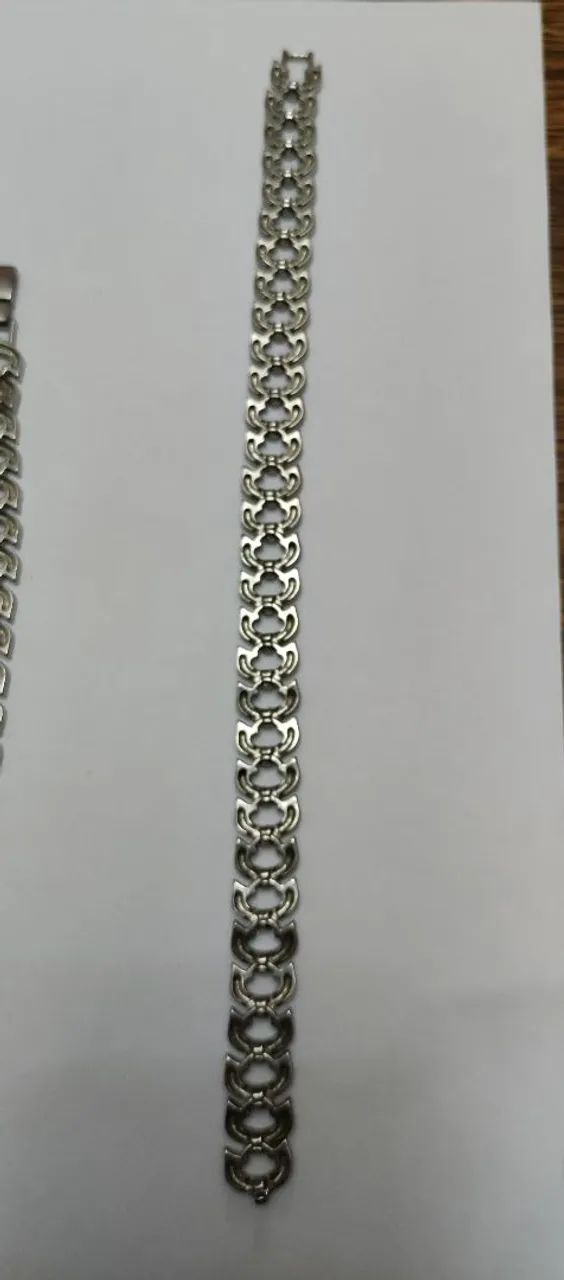 Conjunto Feminino Colar e Pulseira Prateados com Strass Elegante - Foto 4