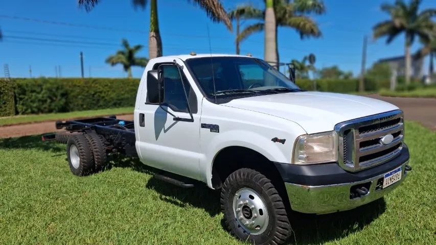 F4000 4X4 NO CHASSI