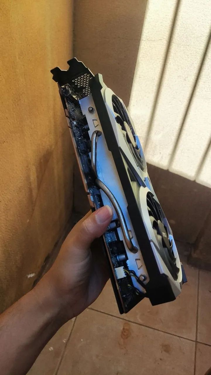 RX 6750 XT Da MSI 12 VRAM  - Foto 3