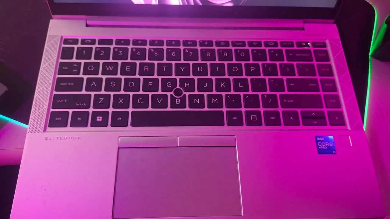 Hp elitebook I5 vpro, 8gb ram, 238 GB ssd