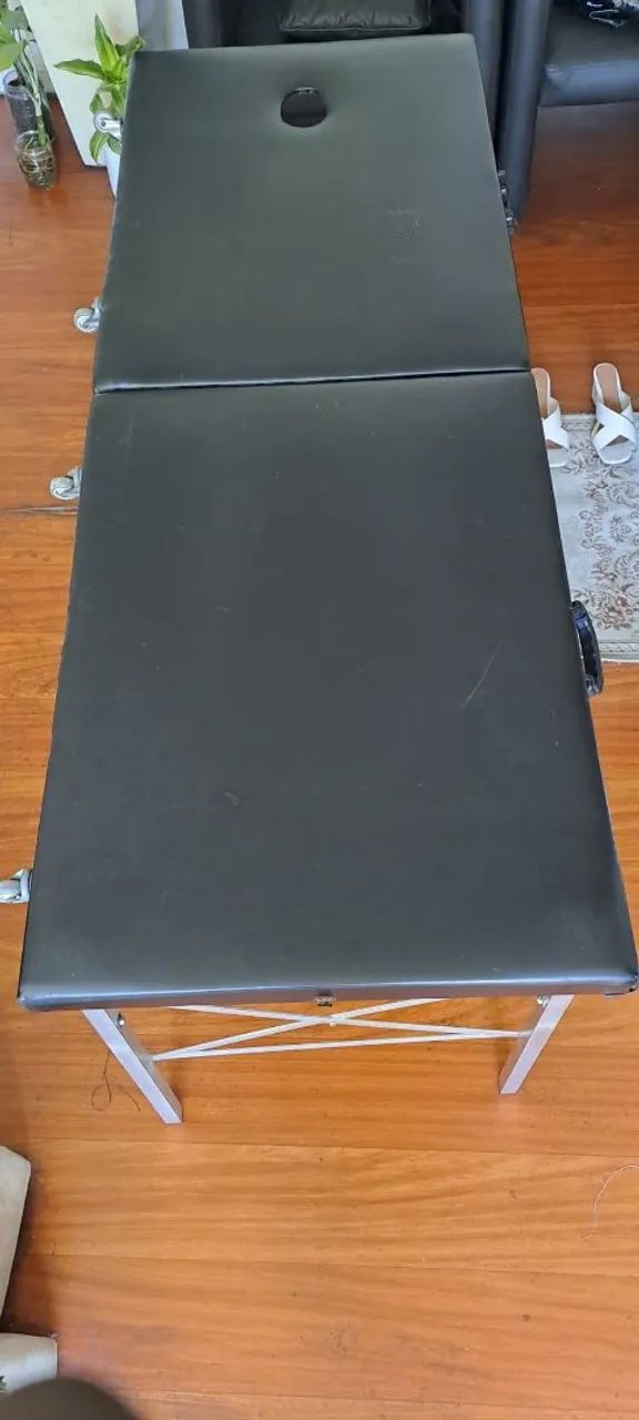 VENDO MACA DE ESTETICA . RETIRADA NA PARACA SECA 