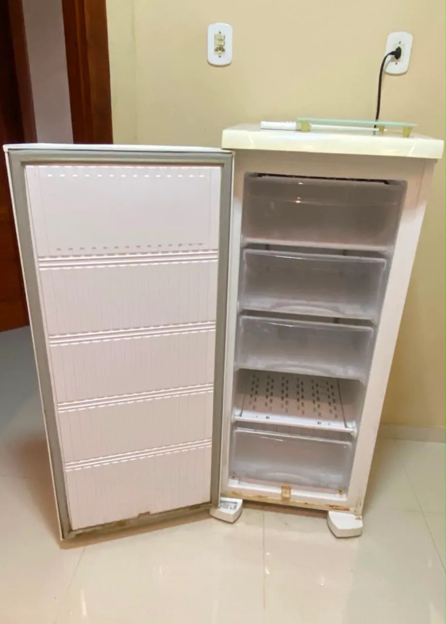 Vendo freezer 