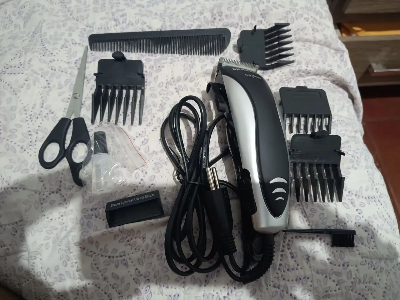 Máquina de cortar cabelo mondial - Foto 4