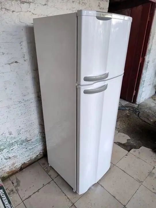Geladeira Eletrolux super freezer DC34 