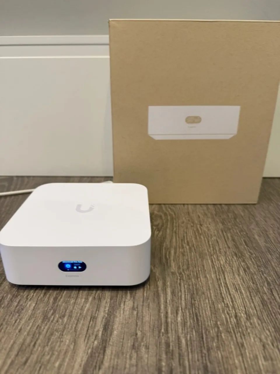 Roteador Unifi Express 7 - UX7