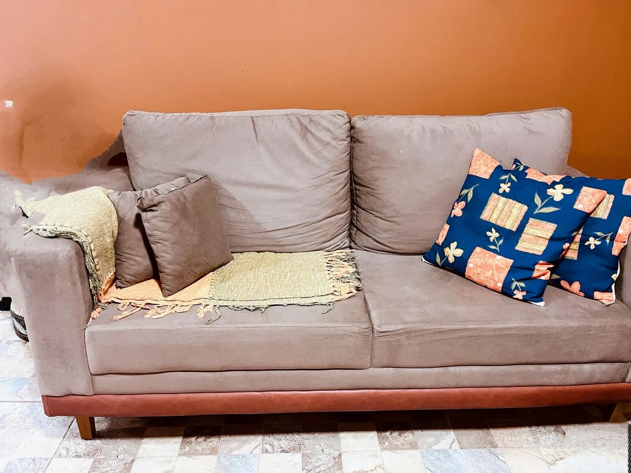 Vendo sofá novo  - Foto 4