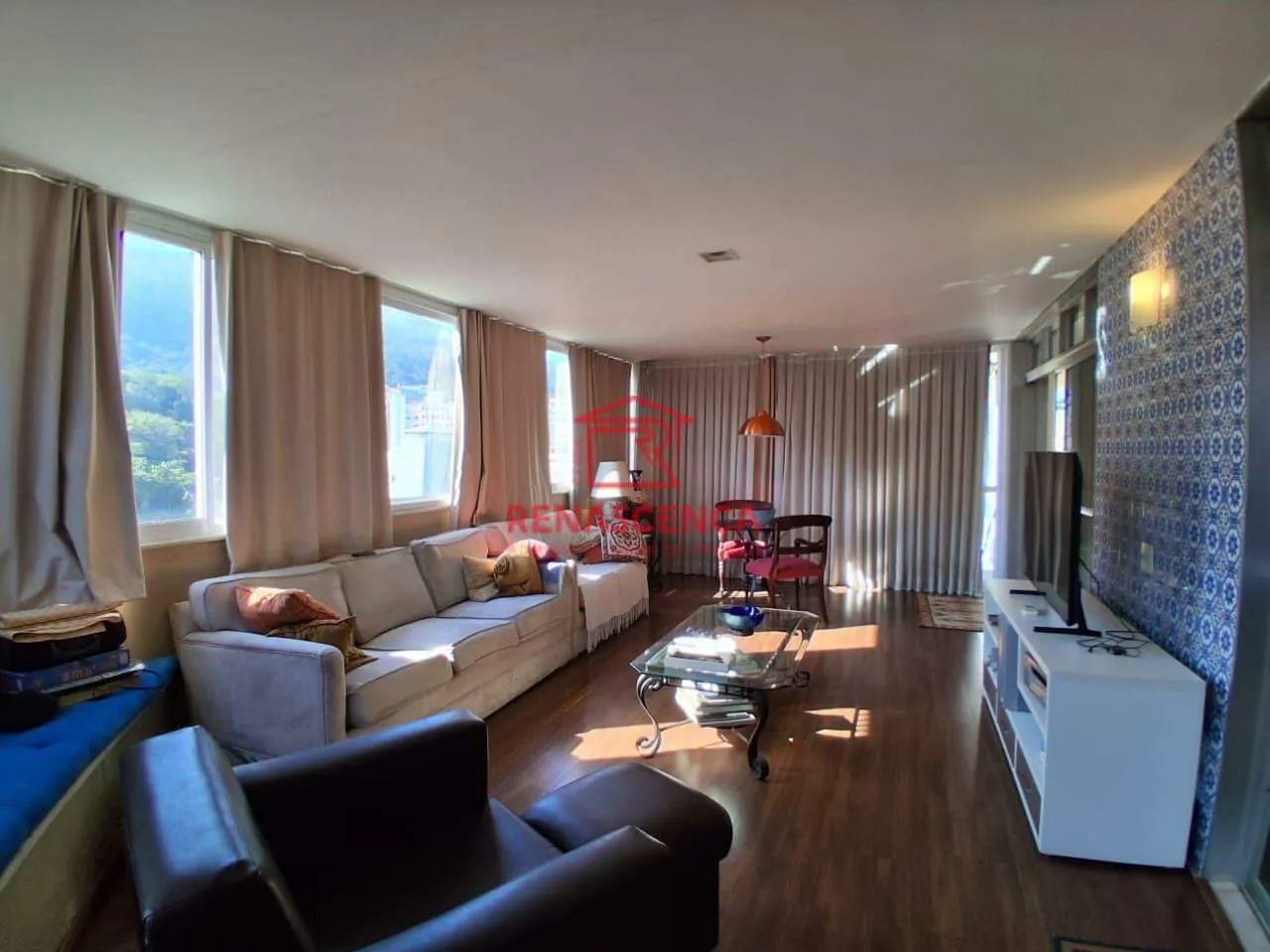 Cobertura com 4 Quartos e Terraço em Laranjeiras. - Foto 2