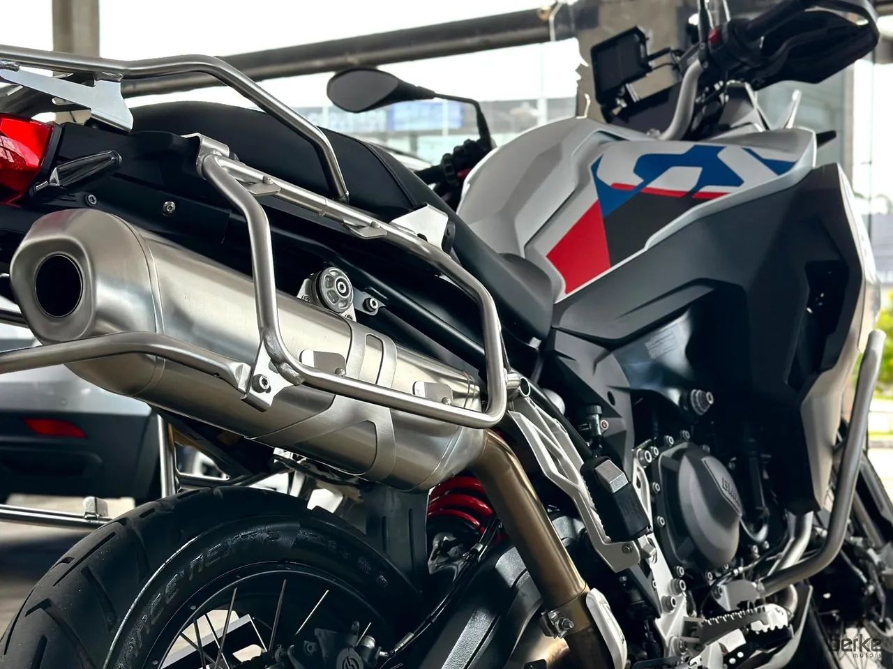 F 900 GS ADVENTURE PLUS  CINZA 2025/2026 - Foto 2