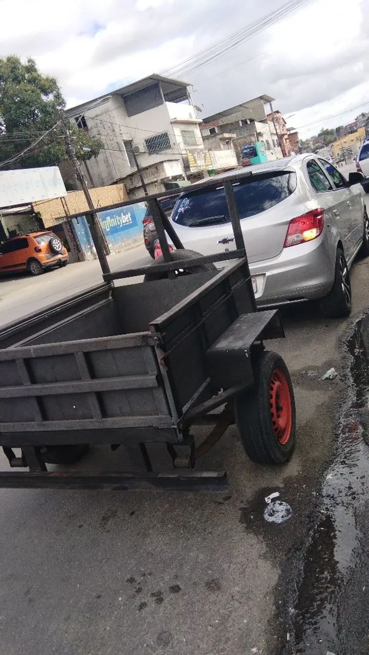 Vendo carroça completa troca em moto também dependendo da moto  - Foto 2