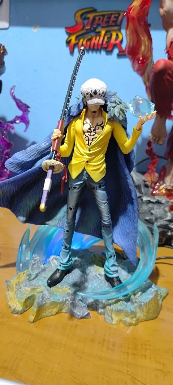 Action figure One piece Law