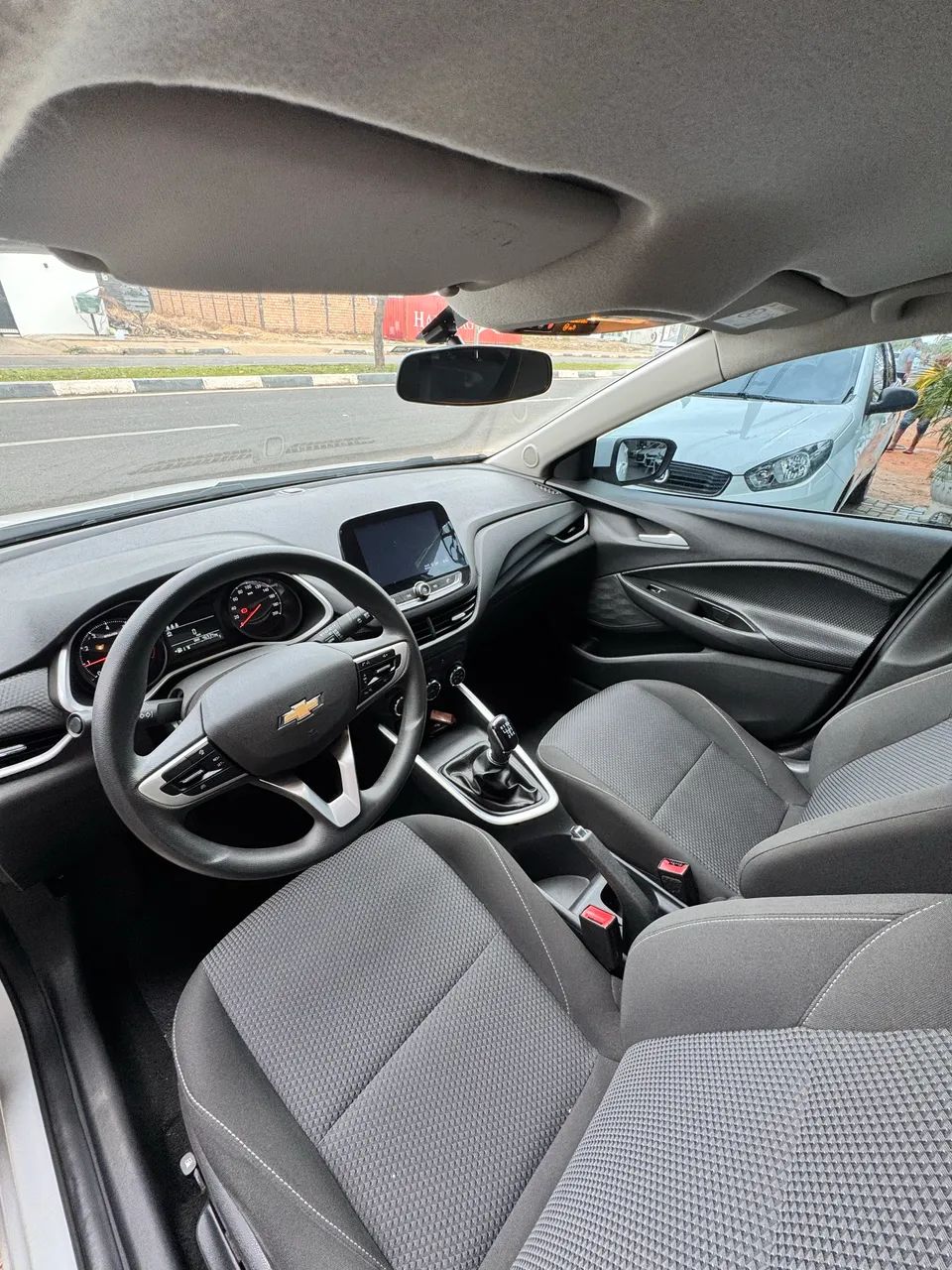Chevrolet Onix Hatch LT 1.0 12V Flex Mec. 4P 2024 - Foto 5