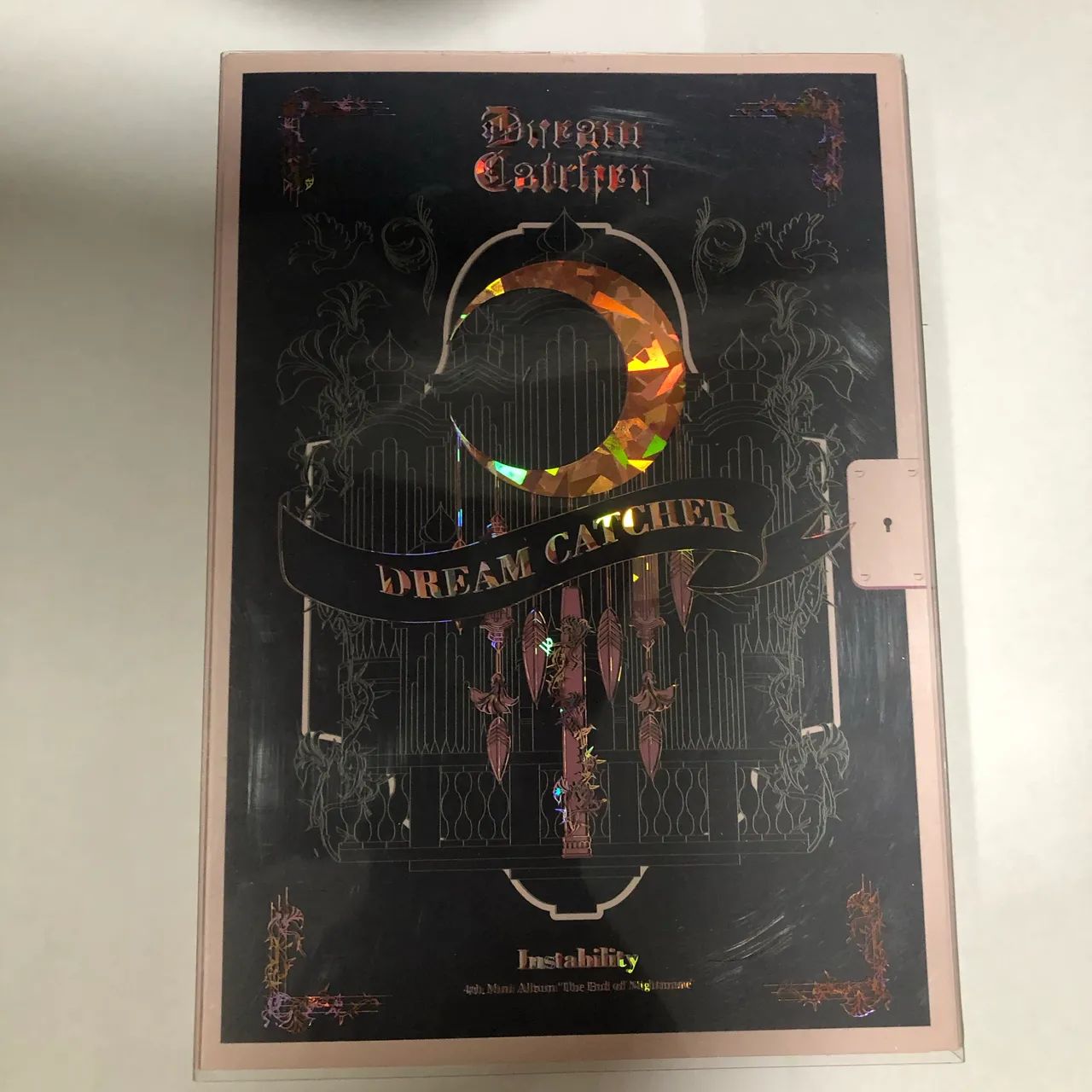 Álbum de kpop do grupo Dreamcatcher Instability