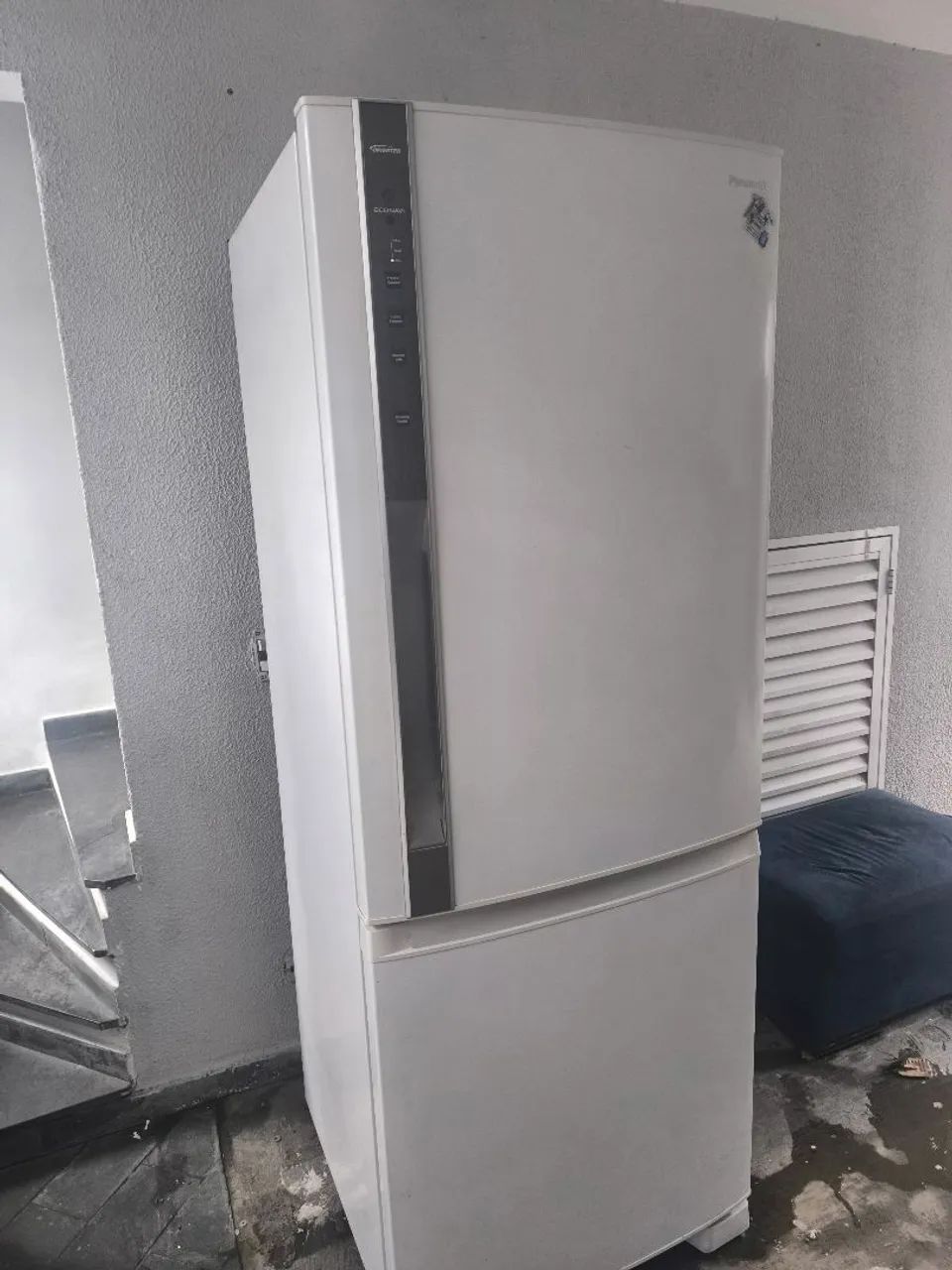 VENDE-SE TUDO 