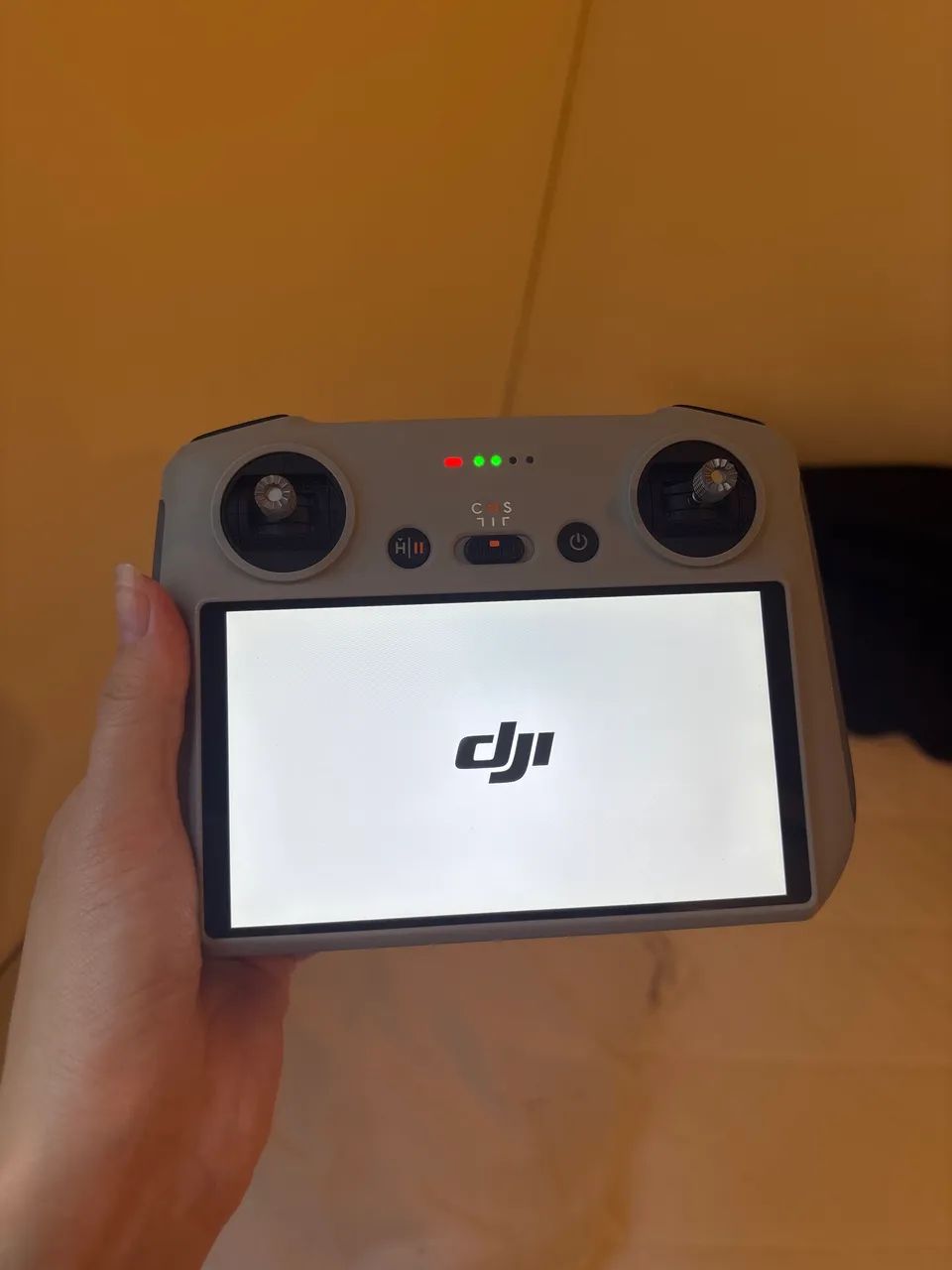Vendo controle com tela DJI - Foto 5