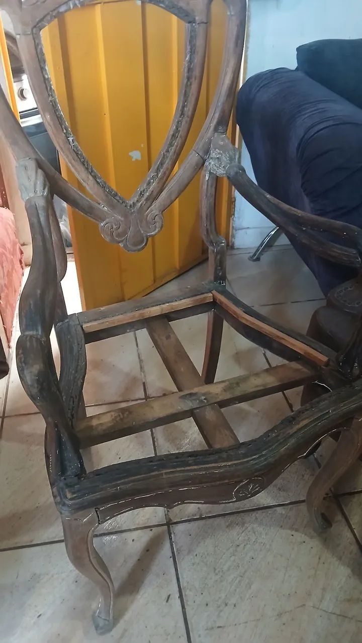 Cadeira antiga  - Foto 2