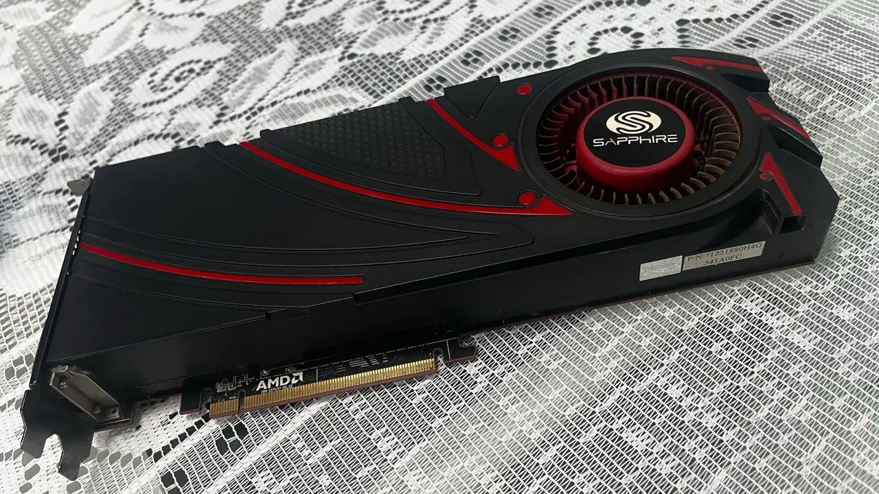 AMD R9 290X 4GB