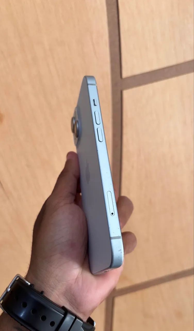 IPhone 15 128 gigas  - Foto 3