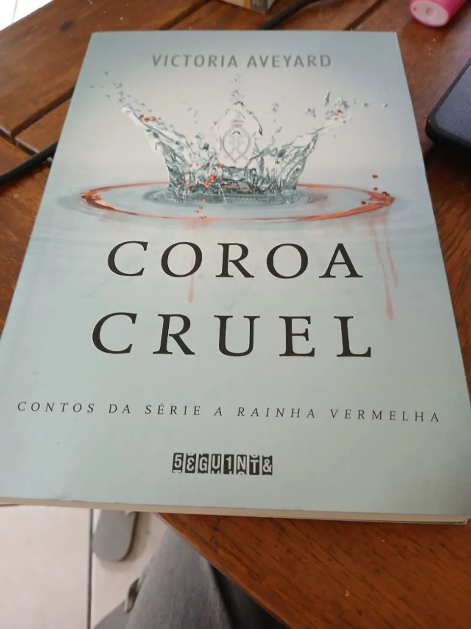Livro: Coroa Cruel