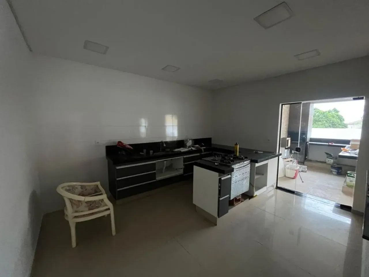 Térrea para aluguel possui 380 metros quadrados com 4 quartos - Foto 3